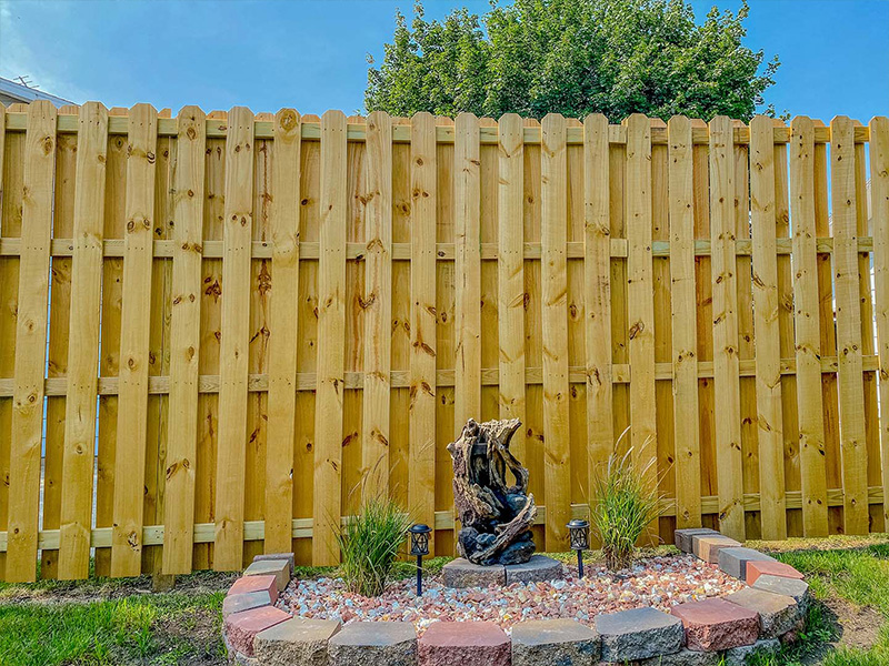 Evansdale IA Shadowbox style wood fence